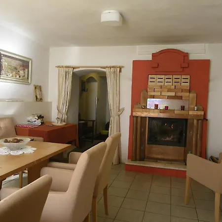 žlábek Villa *